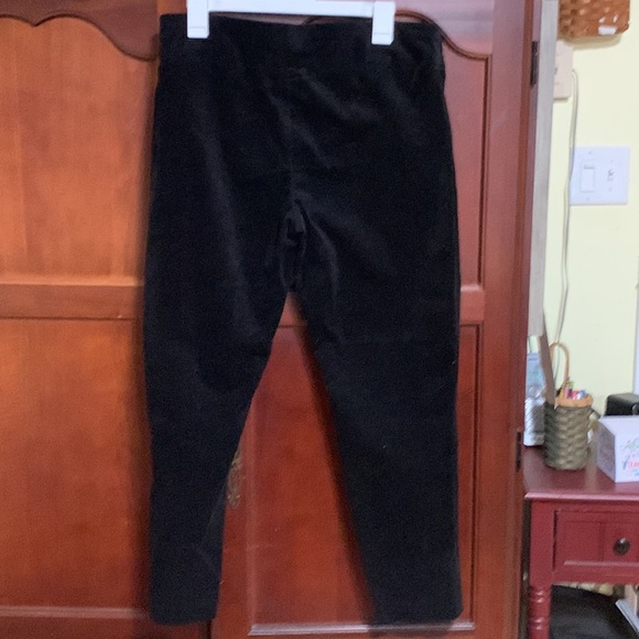 Women’s Croft and Barrow Size 12P black corduroy pants - Picture 3 of 3